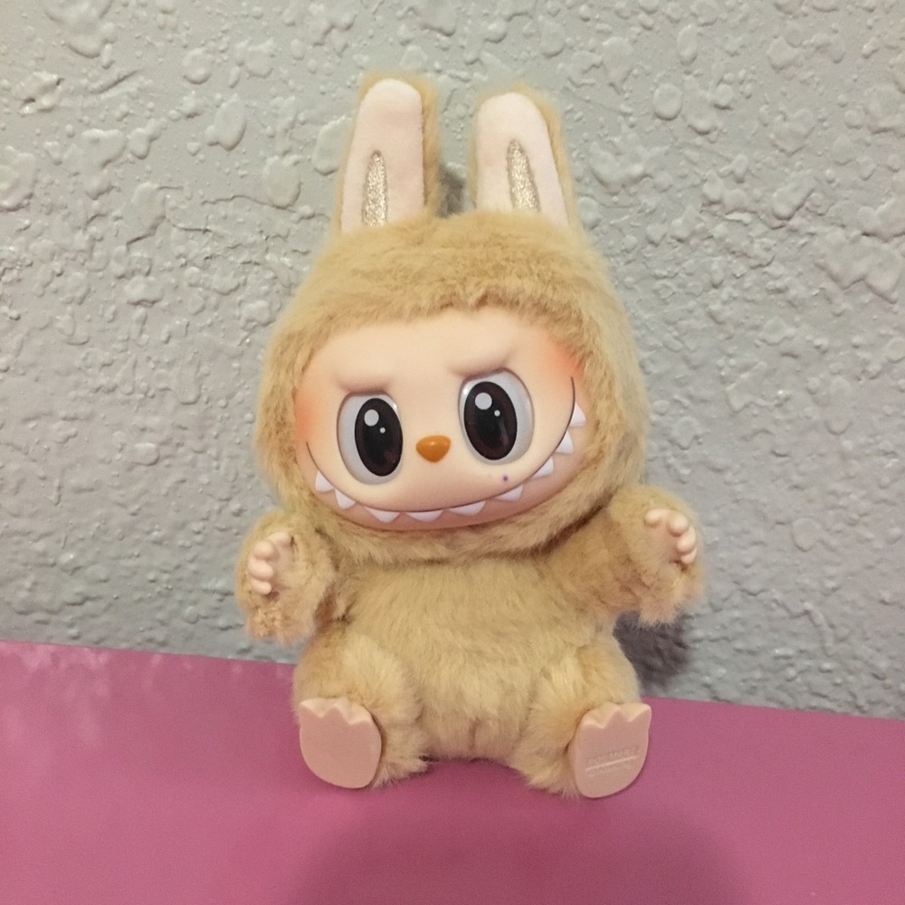 Authentic Labubu - Picture 3 of 7